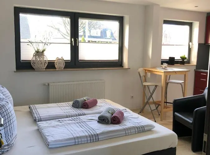 Апартаменты City-apparte One Zentrales & Komfortables Wohnen In